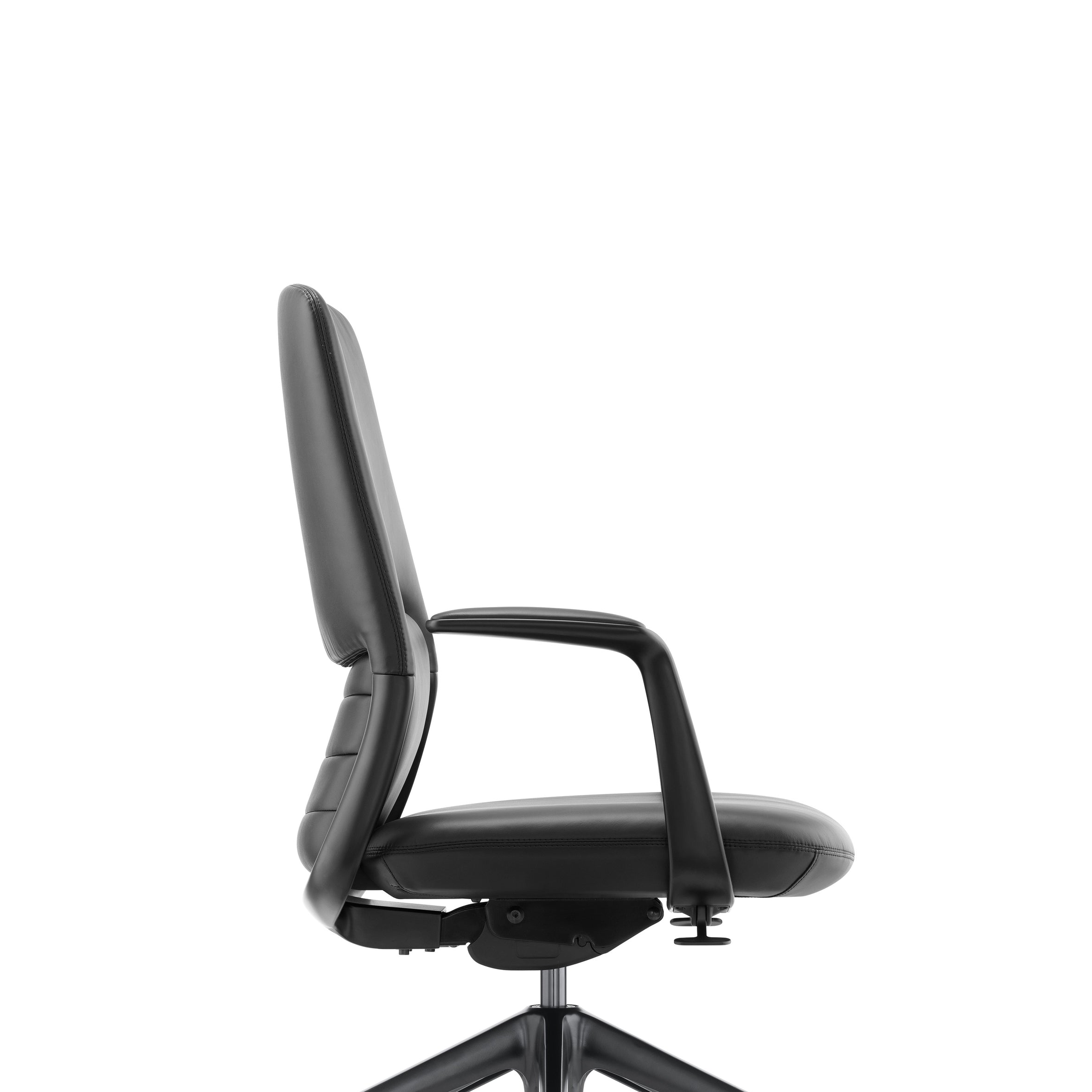 Vertex Medium Leather Chair
