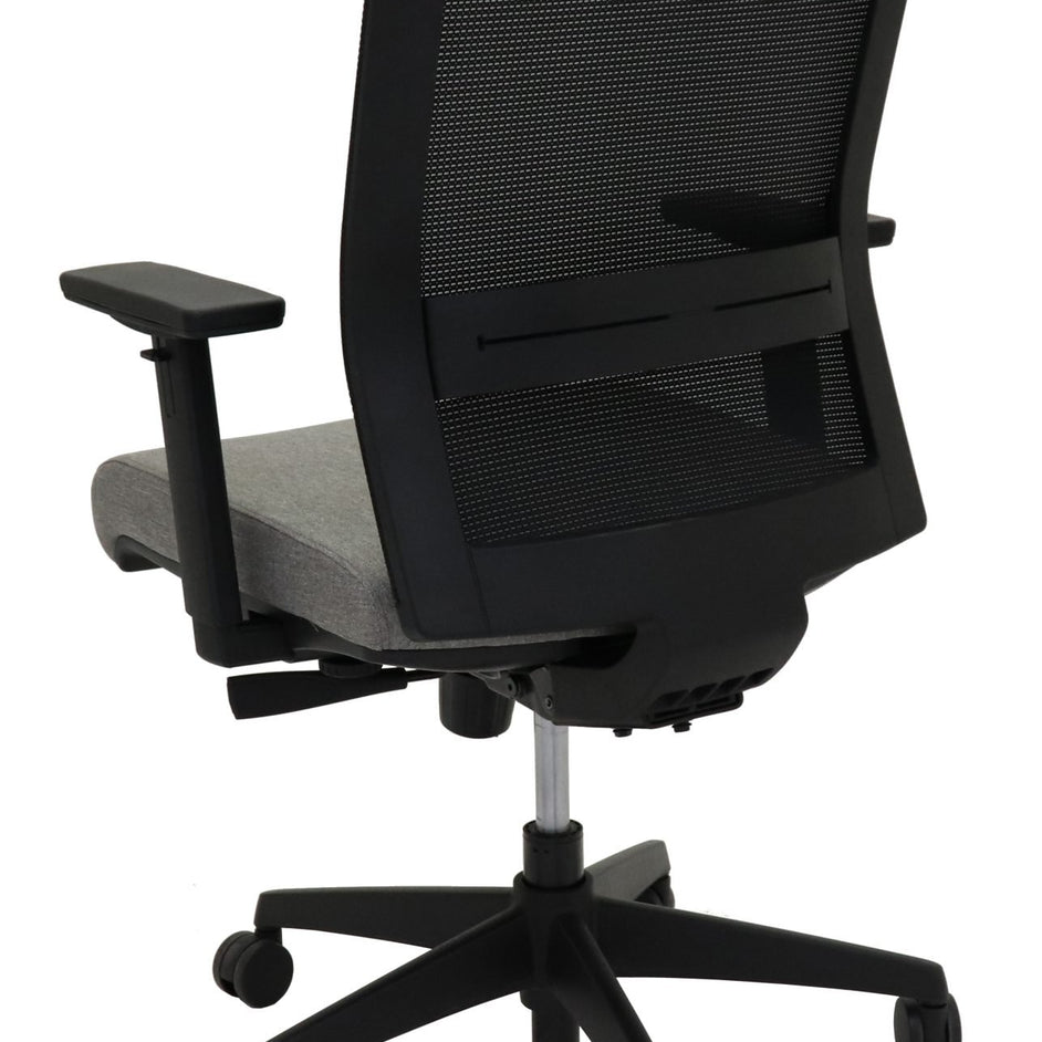 Gesture Medium Mesh Back Task Chair